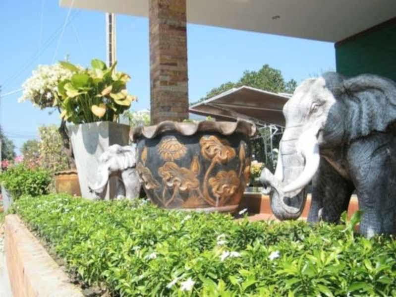 Rinradee Place Buriram Kültér fotó